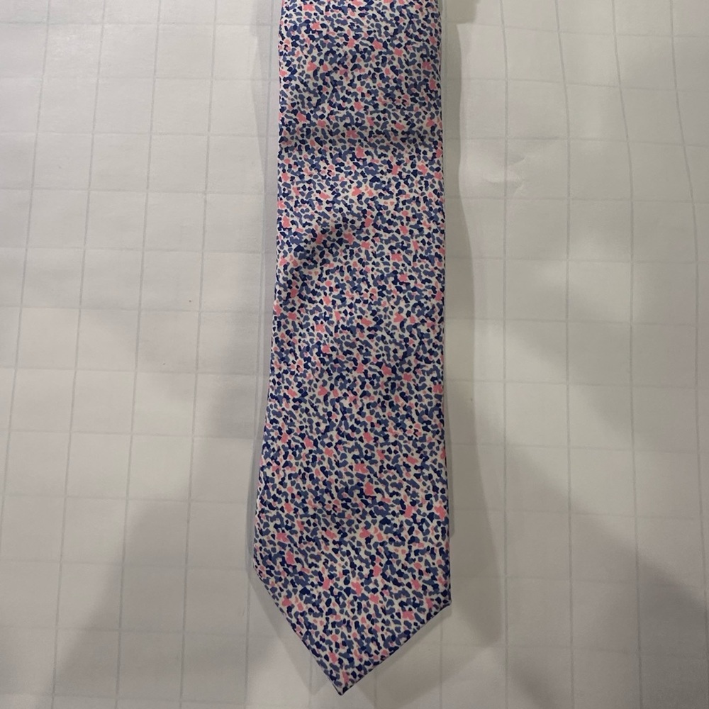 PERRY ELLIS PORTFOLIO Necktie & Pocket Square Set
